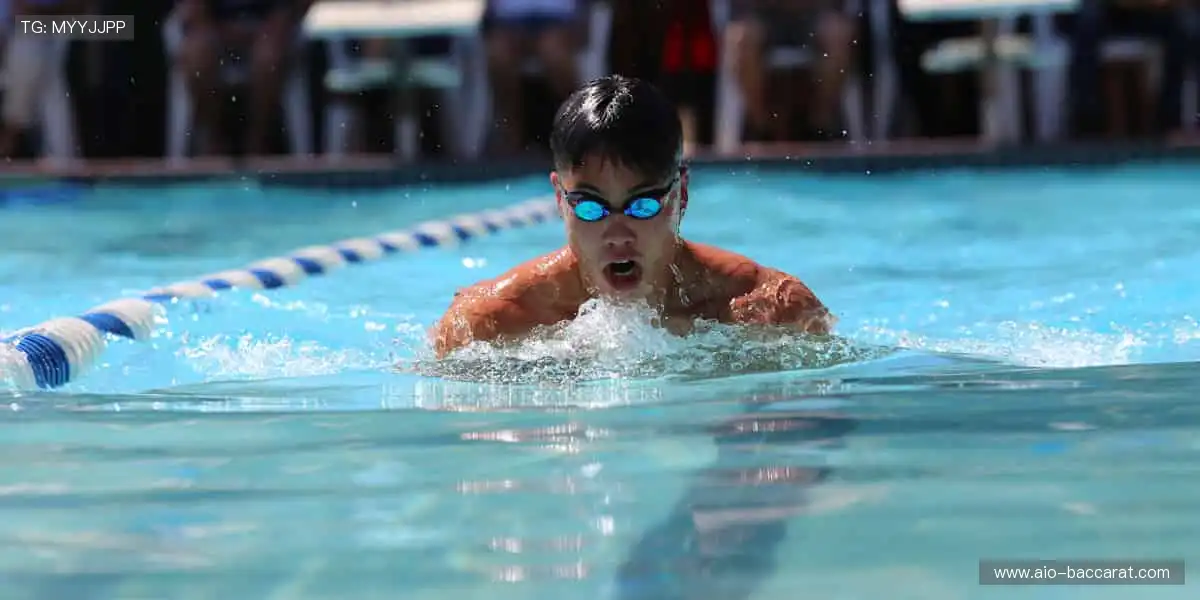 高清画质 + 专业解说，打造沉浸式观赛体验！🎧